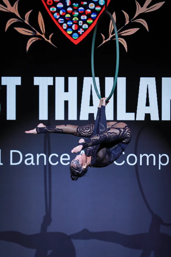 Aerial hoop competition